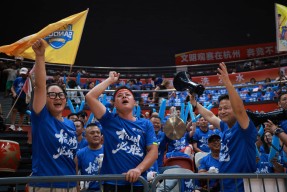 今年会app下载-热血澎湃的篮球对决点燃了球迷们的热情的简单介绍